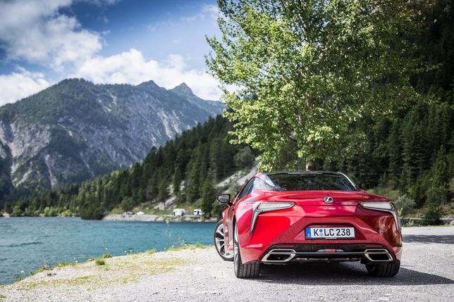 Lexus LC500 / fot. Mateusz Żuchowski 