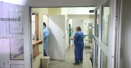 Koronawirus. Raport z frontu, dzień piąty. Po omacku