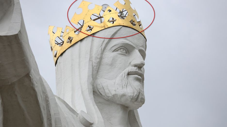 Jezus ze Świebodzina to jeden z bardziej znanych polskich pomników. Ma aż 36 metrów wysokości