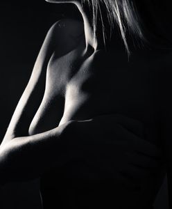 Operacje plastyczne piersi – jak wygląda zabieg?