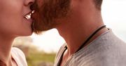Namiętne całowanie to naturalna szczepionka. Koniec z mononukleozą