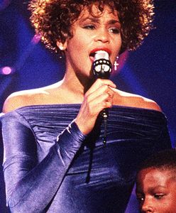 Whitney Houston podziwiał cały świat. Żyła w blasku reflektorów i miała swoje mroczne sekrety