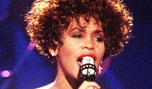 Whitney Houston podziwiał cały świat. Żyła w blasku reflektorów i miała swoje mroczne sekrety