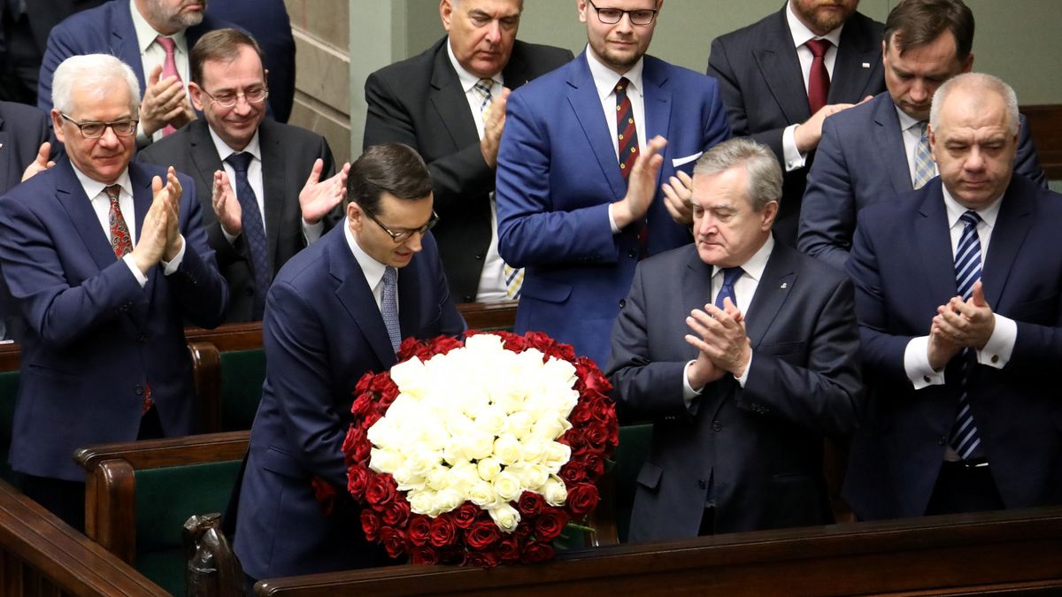 Rząd Mateusza Morawieckiego zwleka ze złożeniem projektu ustawy budżetowej.
