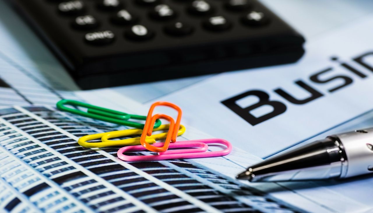 Finansiści spędzą lato na stażach