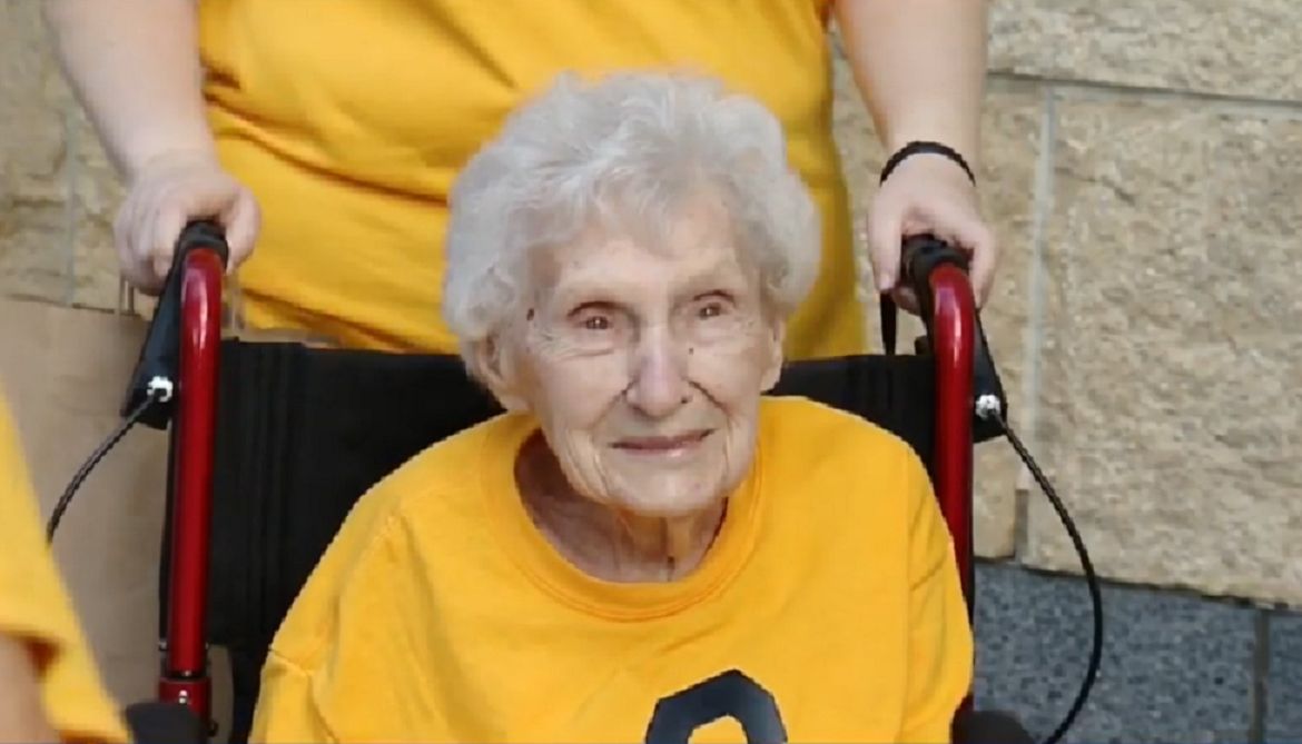 Czekała na to 99 lat. Rodzina spełniła jej największe marzenie 