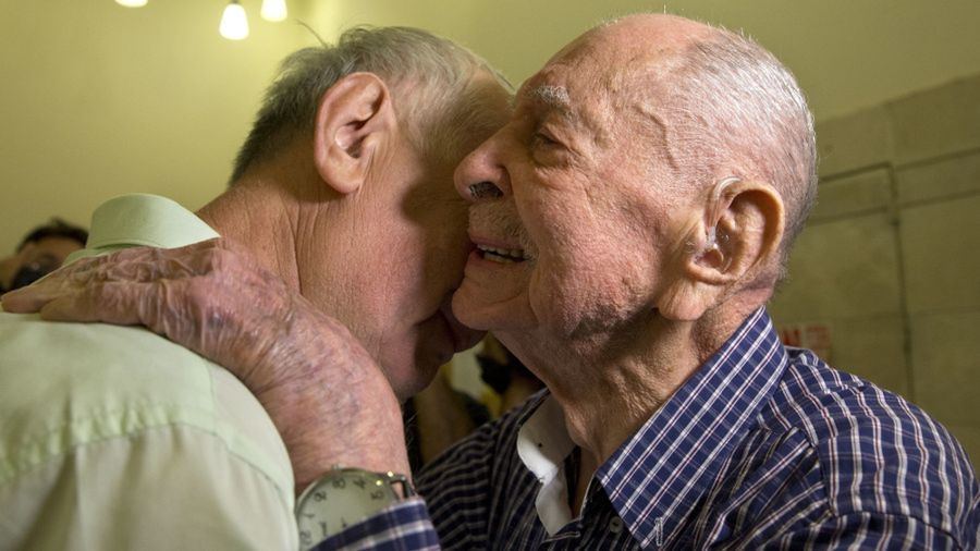 Eliahu Pietruszka z bratankiem Alexandrem