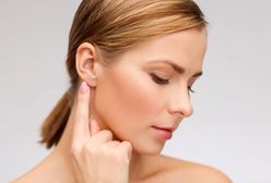 Nowy trend: wypełnianie płatków uszu kwasem hialuronowym