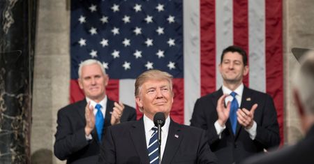 USA: Donald Trump stawia mur na granicy z Meksykiem. Imigranci już nie przejdą
