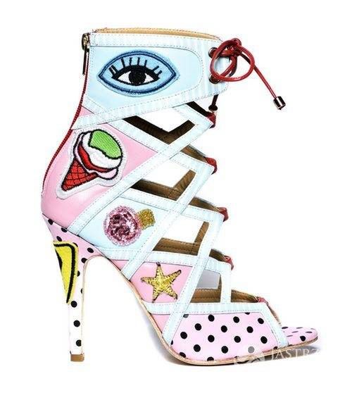 Buty, Alejandra G, 418 usd