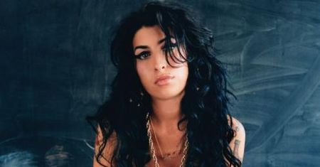 Dema Amy Winehouse zniszczone