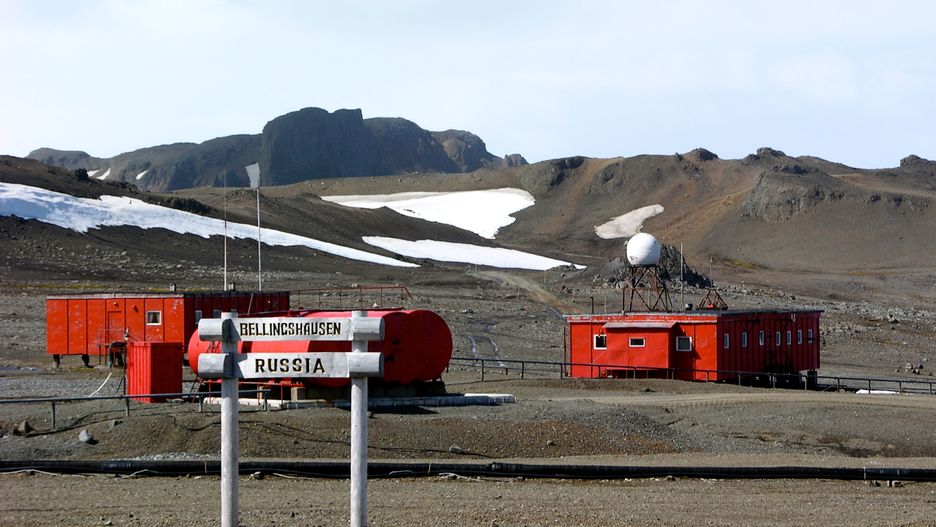 Stacja Bellingshausen. Tu rosyjski naukowiec ugodził nożem współpracownika, bo ten zdradzał zakończenia książek