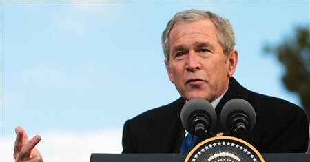 Prezydent Bush rozmawiał z rannym polskim ambasadorem