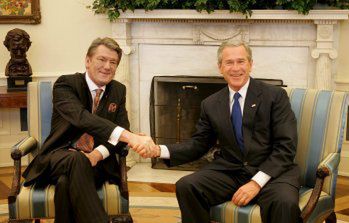 Bush przyjmuje Juszczenkę