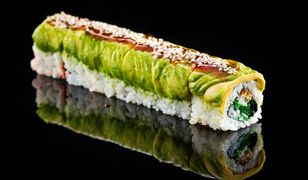 Sushi pod ostrzałem. Może zawierać niebezpieczne składniki i mieć więcej kalorii niż Big Mac