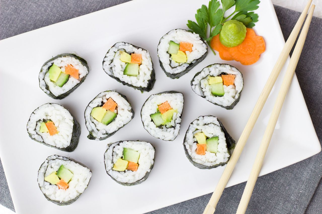 Sushi – poznaj historię tej japońskiej potrawy