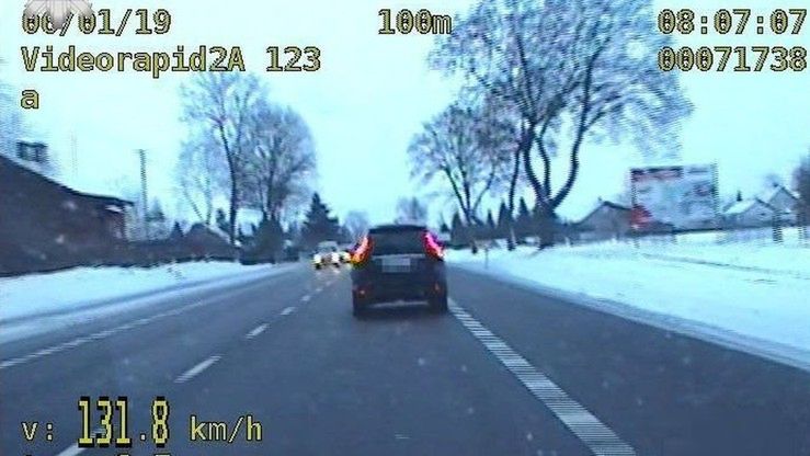 Białorusin wyprzedzał radiowóz. Przekroczył prędkość o 81 km/h