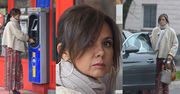 Kinga Rusin w ciepłym kożuszku wypłaca pieniądze z bankomatu (ZDJĘCIA)