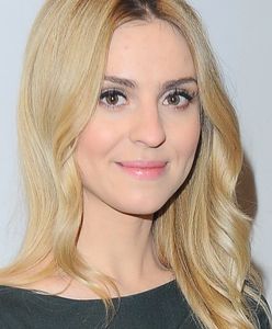 Kasia Tusk chwali się ręcznikiem od Chanel. Jego cena zwala z nóg