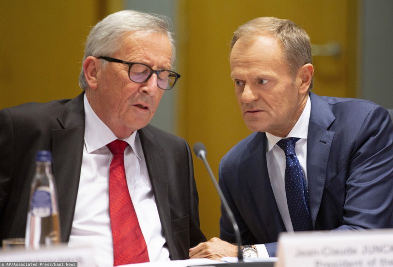 Przewodniczący Rady Europejskiej Donald Tusk i szef Komisji Europejskiej Jean-Claude Juncker
