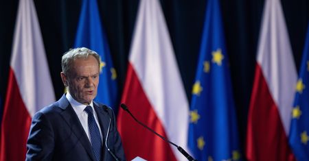 Jean-Claude Juncker oburzony materiałem "Wiadomości" o Donaldzie Tusku