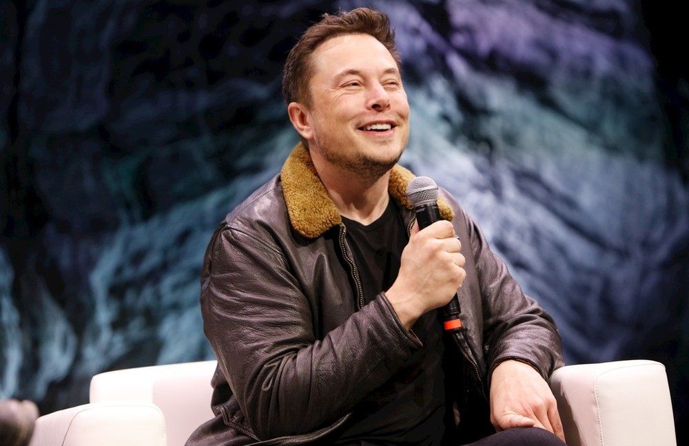 Elon Musk zmienił nazwisko. Na Elon Tusk