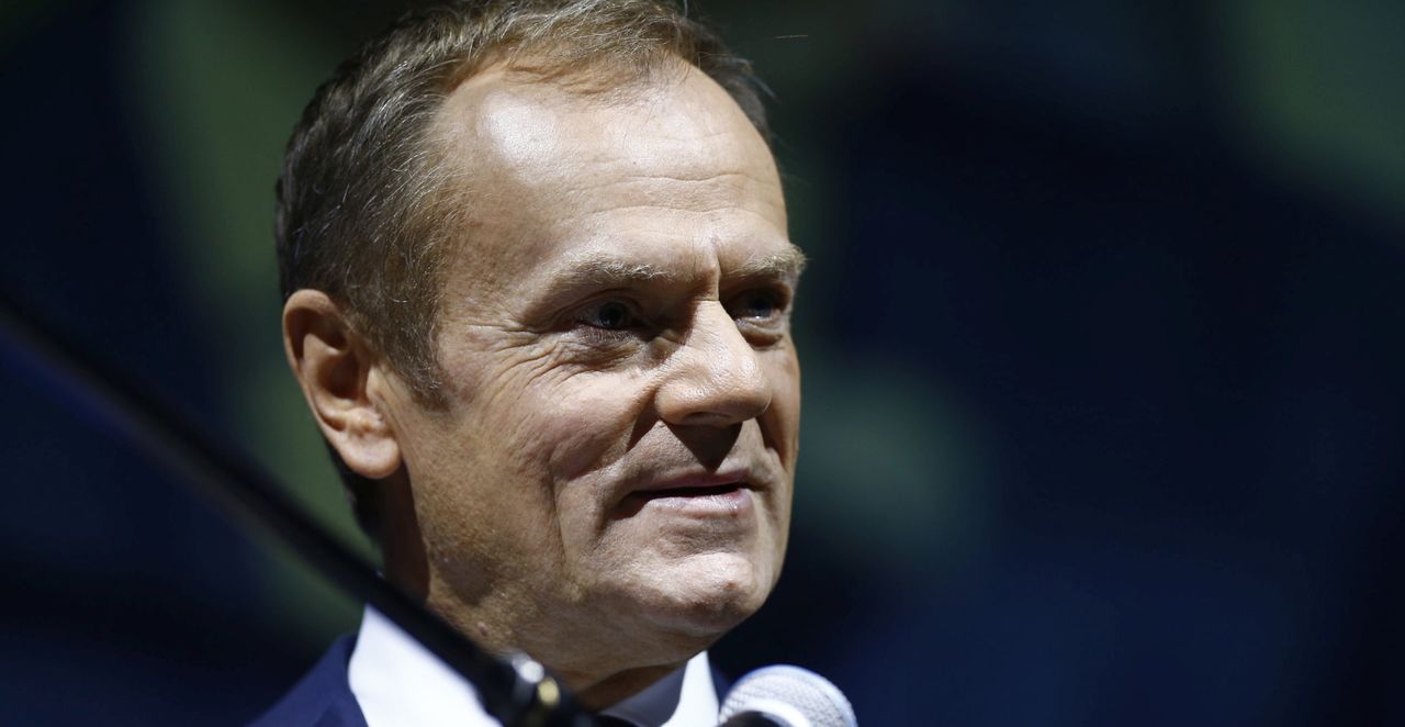 InstaTusk. Wszyscy politycy chcą w to umieć jak on