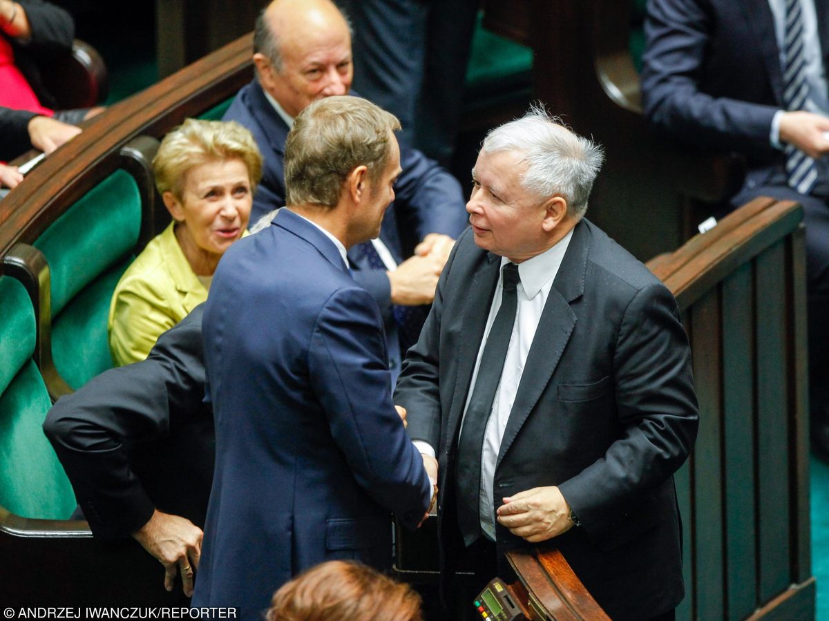 Przed spotkaniem Kaczyńskiego z Merkel. Sławomir Sierakowski: Tusk ratuje honor Polaków