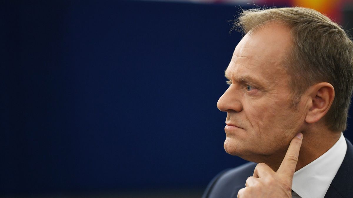 - Dla wszystkich jest jasne, że nie będzie ponownego otwarcia umowy o wystąpieniu Wielkiej Brytanii z Unii - stwierdził Donald Tusk.
