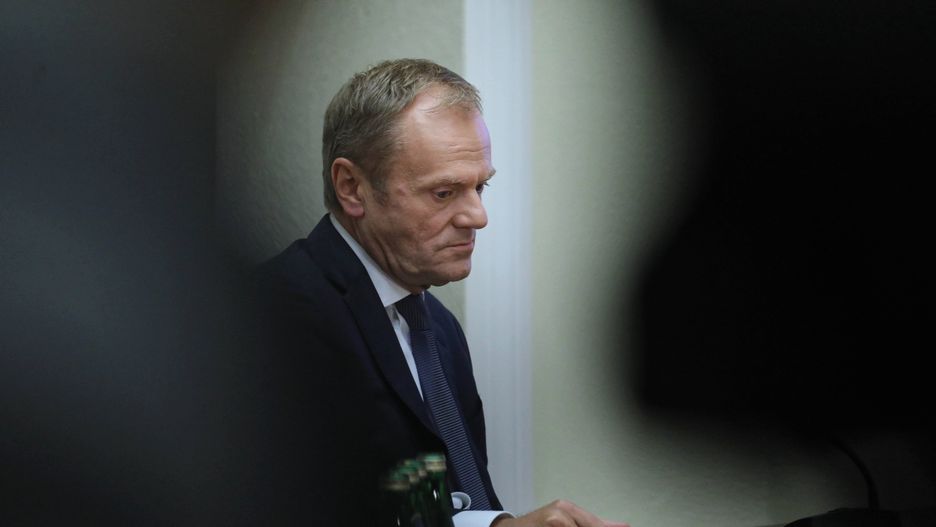 Donald Tusk w trakcie przesłuchania przed komisją śledczą