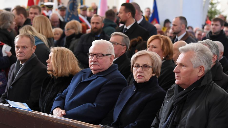 Donald Tusk zaproponował sposób uczczenia pamięci Pawła Adamowicza