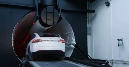 Elon Musk świętuje sukces. Ukończono budowę pierwszego tunelu pod Las Vegas