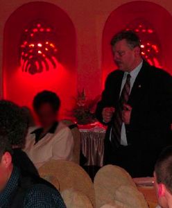 Marek Suski na imprezie stowarzyszenia, które wspierał twórca Amber Gold? "Są na to dowody"