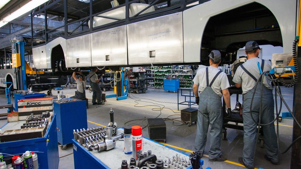 Fabryka autobusów Solaris powstała 22 lata temu. Firma sprzedała ponad 17 tys. pojazdów na całym świecie 