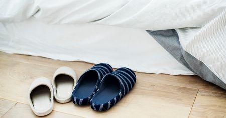 Czy w gościach należy zdejmować buty? Rozwiewamy wątpliwości