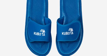 Klapki Kubota w Biedronce. Ile będą kosztowały?