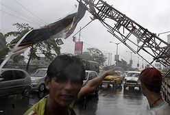 Cyklon nawiedził Kalkutę