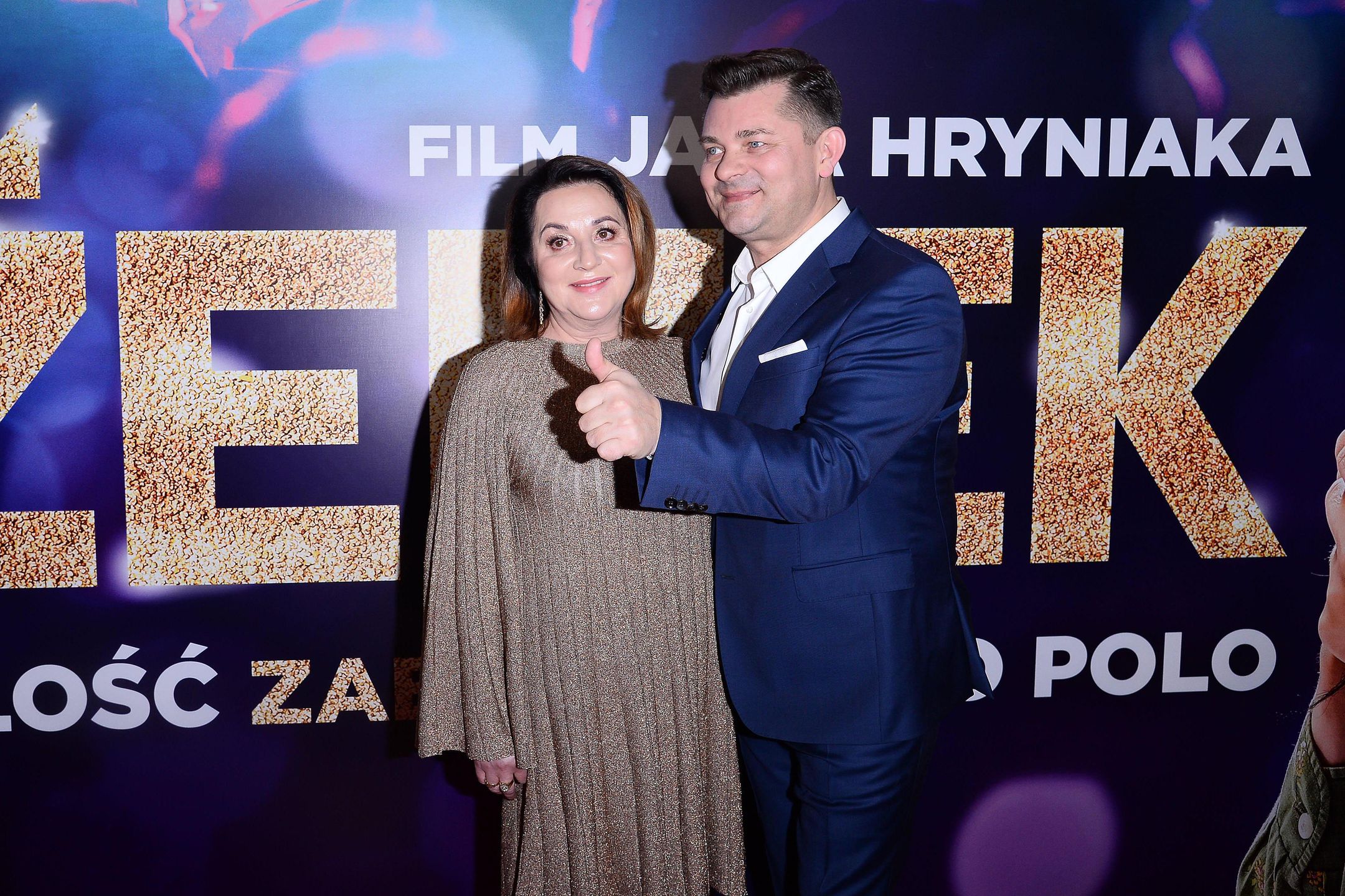 Zenon Martyniuk pojawił się z żoną Danutą na premierze filmu "Zenek"