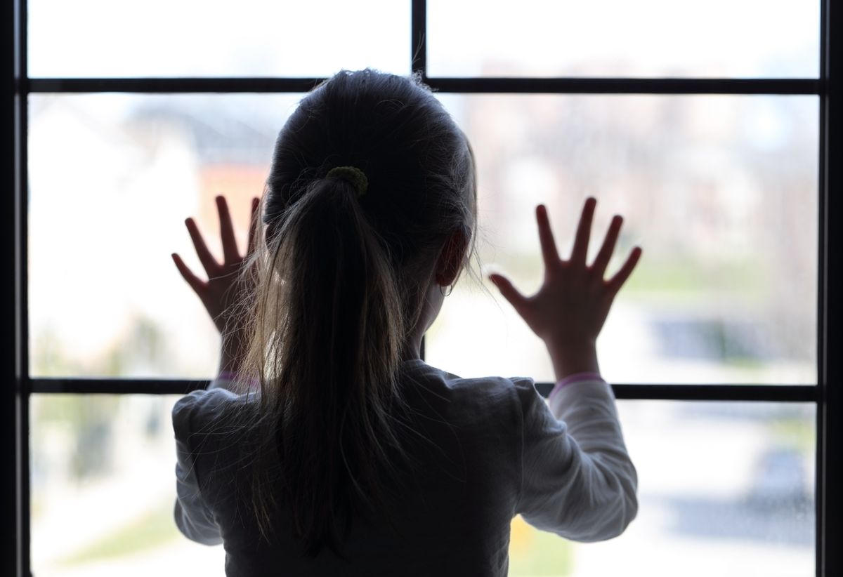 5-latka stała w oknie i wołała o pomoc. Interwencja we Wrocławiu