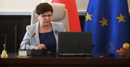 Adam Bednarek: Szydło blokuje dziennikarzy. Zachowuje się jak obrażony sprzedawca