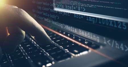 Nowa metoda ataków hakerskich. Wystarczy procesor Intela i USB