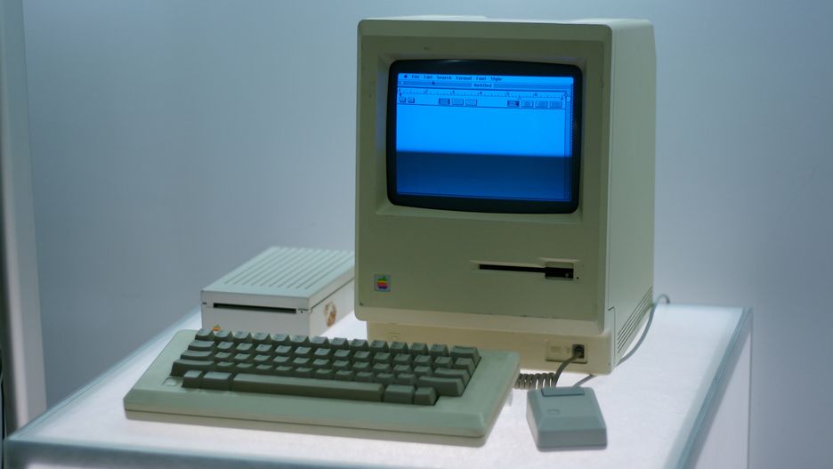 Macintosh 128k w muzeum Google w Nowym Yorku.