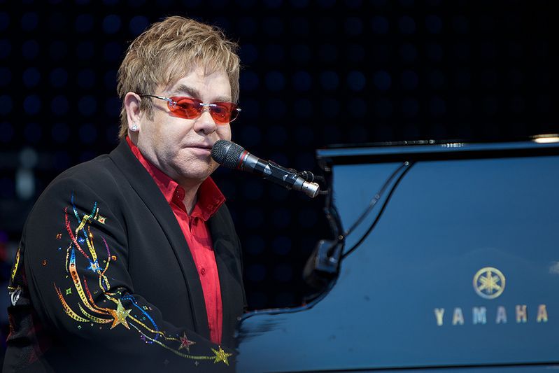 Elton John w "Nashville"! Zagra samego siebie