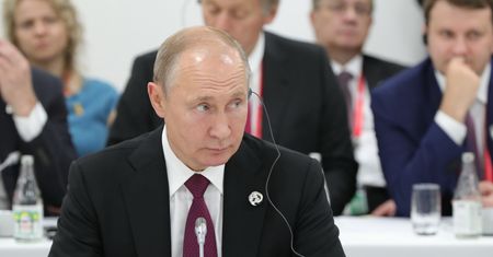 Szczyt G20. Putin przyniósł na oficjalny obiad własny kubek. Dlaczego?