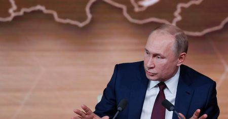 Putin obwinia Polskę o II wojnę światową. Roger Moorhouse: Kłamliwa narracja