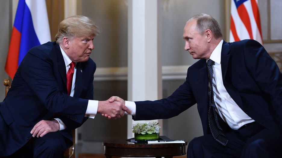 Prezydenci USA i Rosji spotkali się w Helsinkach