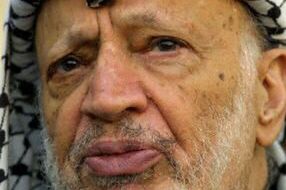 Jaser Arafat ogłasza żałobę