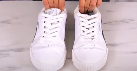 Zawsze stosuję to na śmierdzące buty. Chłonie wilgoć i likwiduje nieprzyjemny zapach