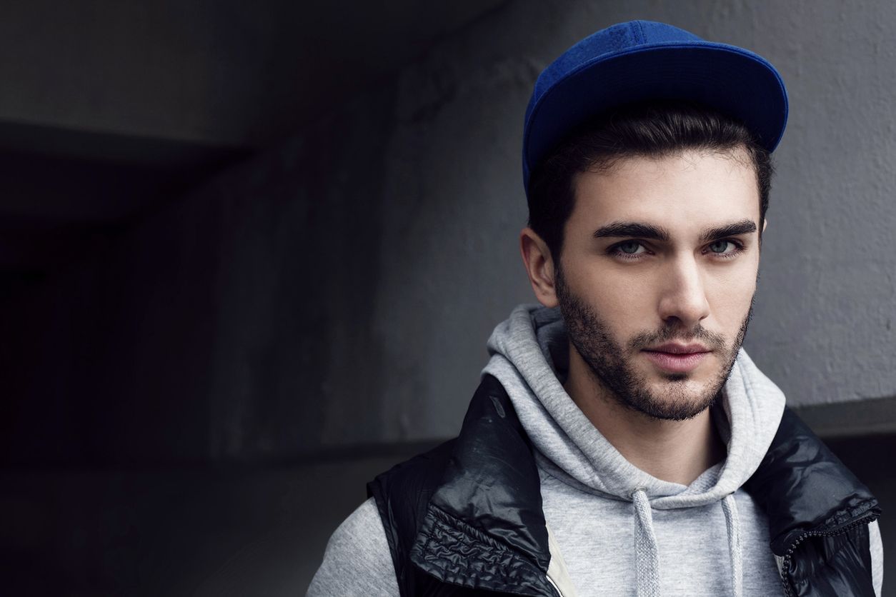 Bluza nie musi być szarym workiem