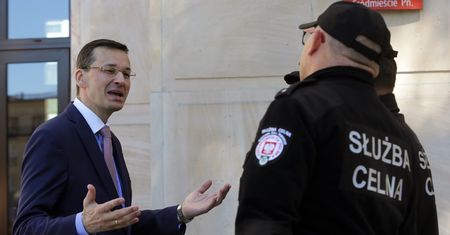 Policjanci przetarli szlak. Kolejny strajk wisi na włosku